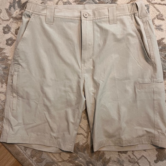 Men’s GameGuard shorts - Picture 1 of 4
